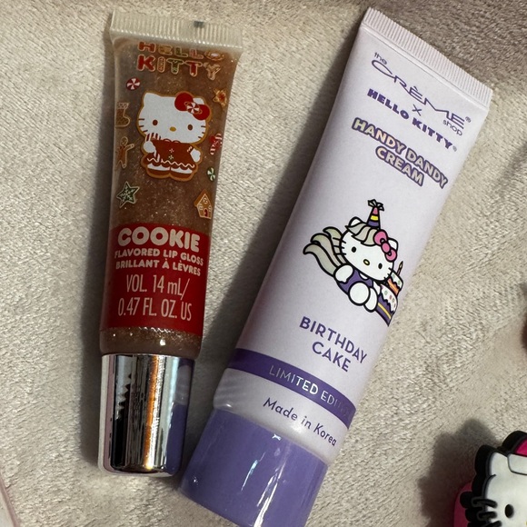 Hello Kitty Bundle NWT - Picture 6 of 10